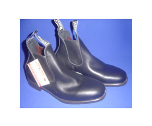 Rossi Ballarat, Black Leather, Short, pull on